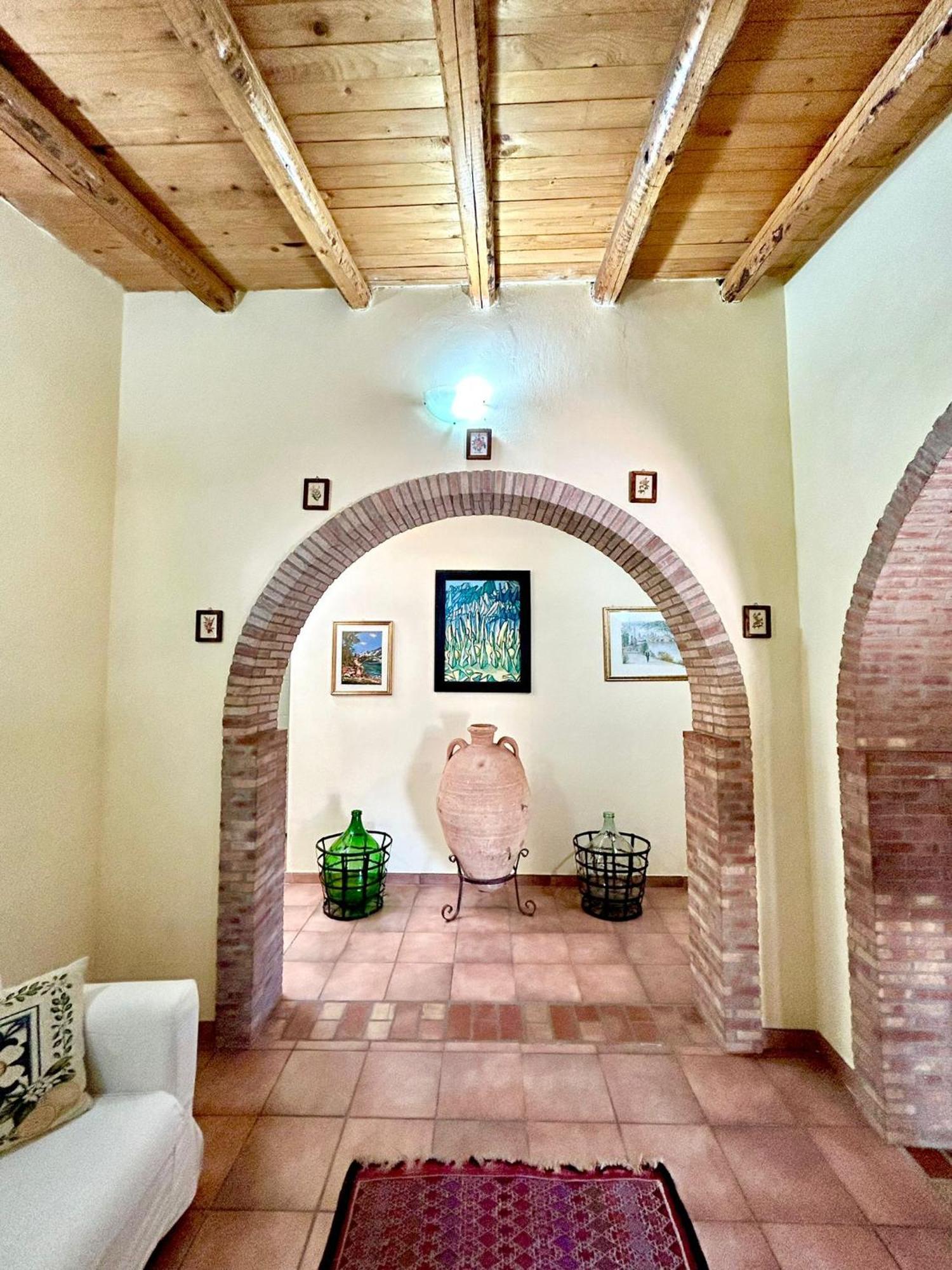 Case Di Loco Castro Agnone Bagni Exterior photo