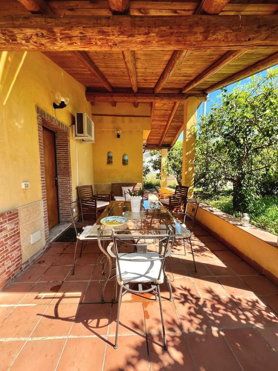 Case Di Loco Castro Agnone Bagni Exterior photo